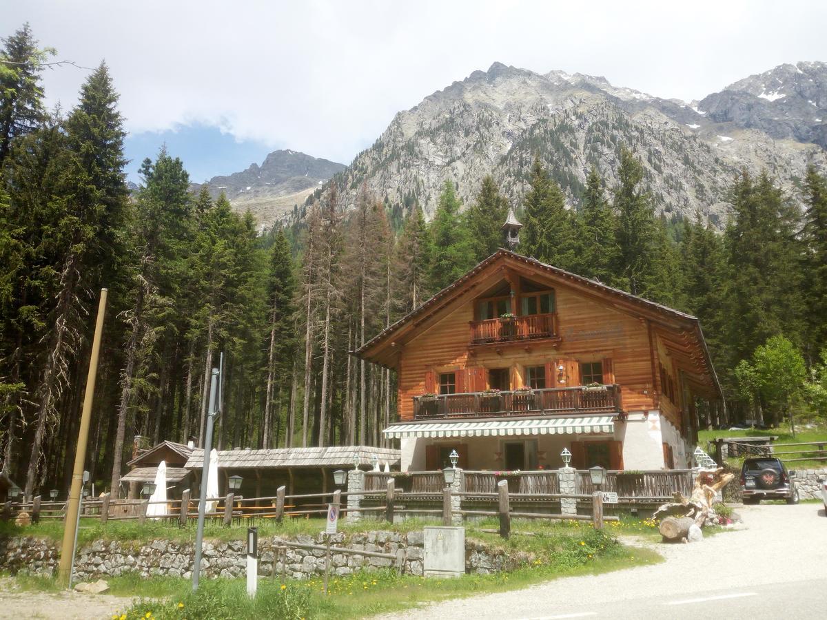 Enzianhutte Antholz Hotell San Giuseppe in Anterselva Exteriör bild